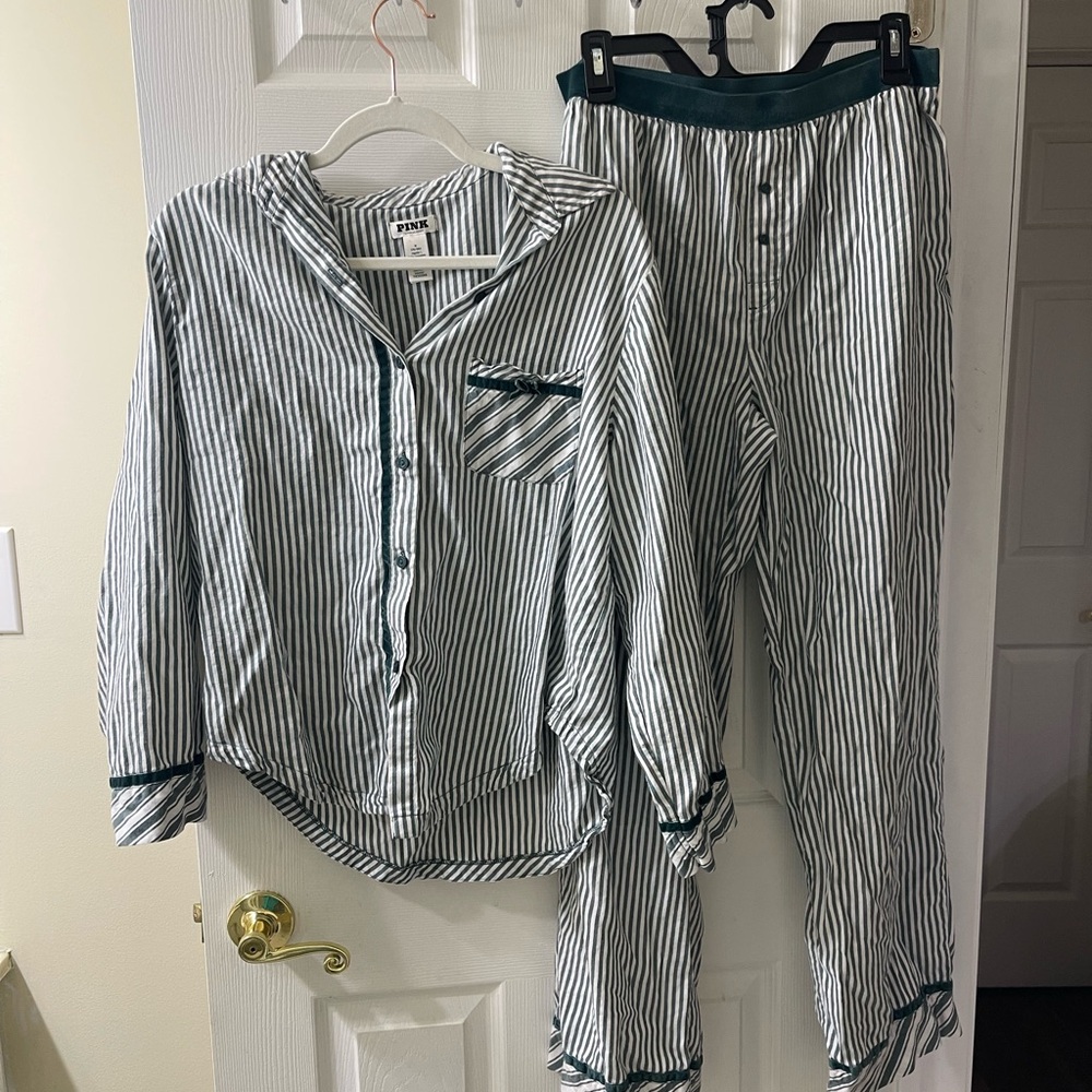 PINK Victoria's Secret Green and White Striped Cotton Pajama Set